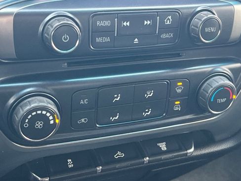 Used 2017 Chevrolet Silverado 3500 LT image 16