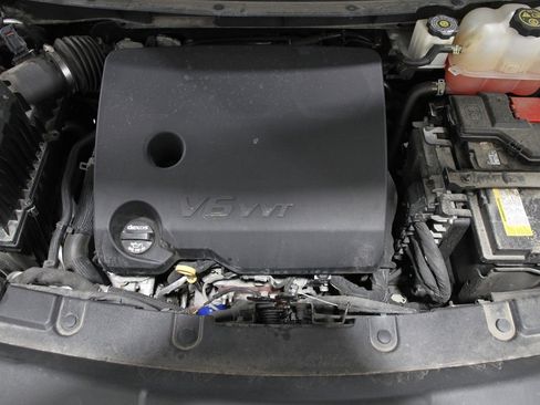 Used 2019 Chevrolet Traverse LT w/ LPO, Floor Liner Package image 21