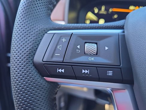 New 2025 Mitsubishi Outlander SEL image 17