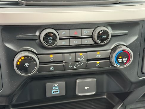 New 2025 Ford F350 XL w/ 360-Degree Camera Package RWD image 17