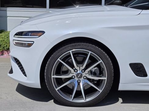 Used 2023 Genesis G70 3.3T RWD image 8