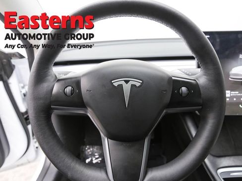 Used 2023 Tesla Model 3 Standard Range image 10