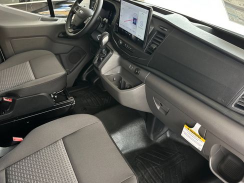 New 2026 Ford Transit 150 Low Roof w/ Load Area Protection Package RWD image 15