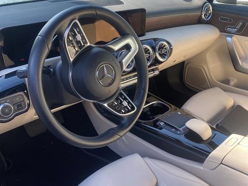 Certified 2023 Mercedes-Benz CLA 250 image 7