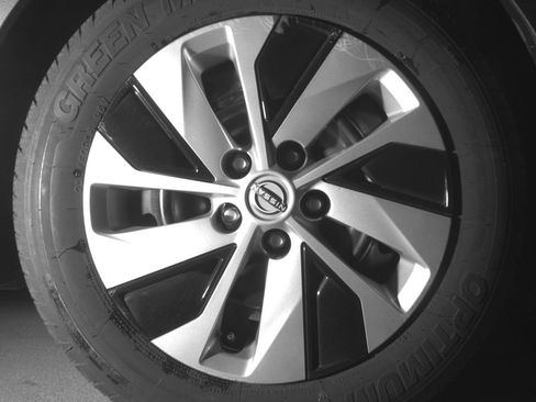 Used 2024 Nissan Altima 2.5 S image 13