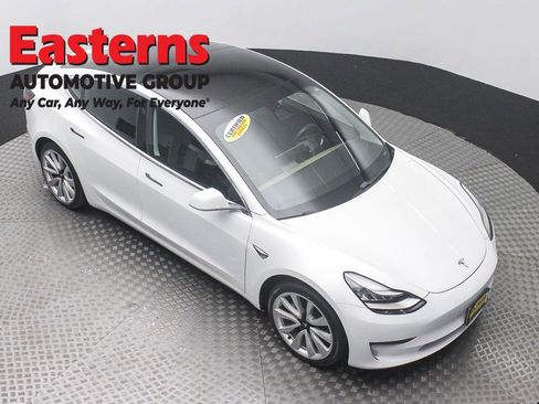 Used 2019 Tesla Model 3 Long Range AWD/4WD image 3
