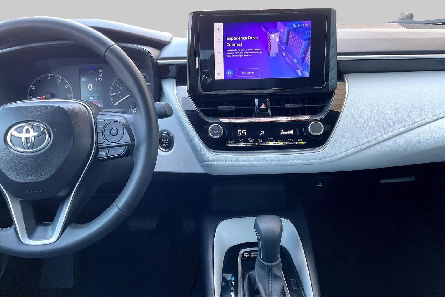 Used 2025 Toyota Corolla SE FWD image 7