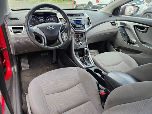 Used 2016 Hyundai Elantra SE image 13