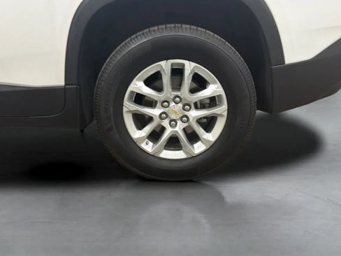 Used 2018 Chevrolet Traverse LT FWD image 28