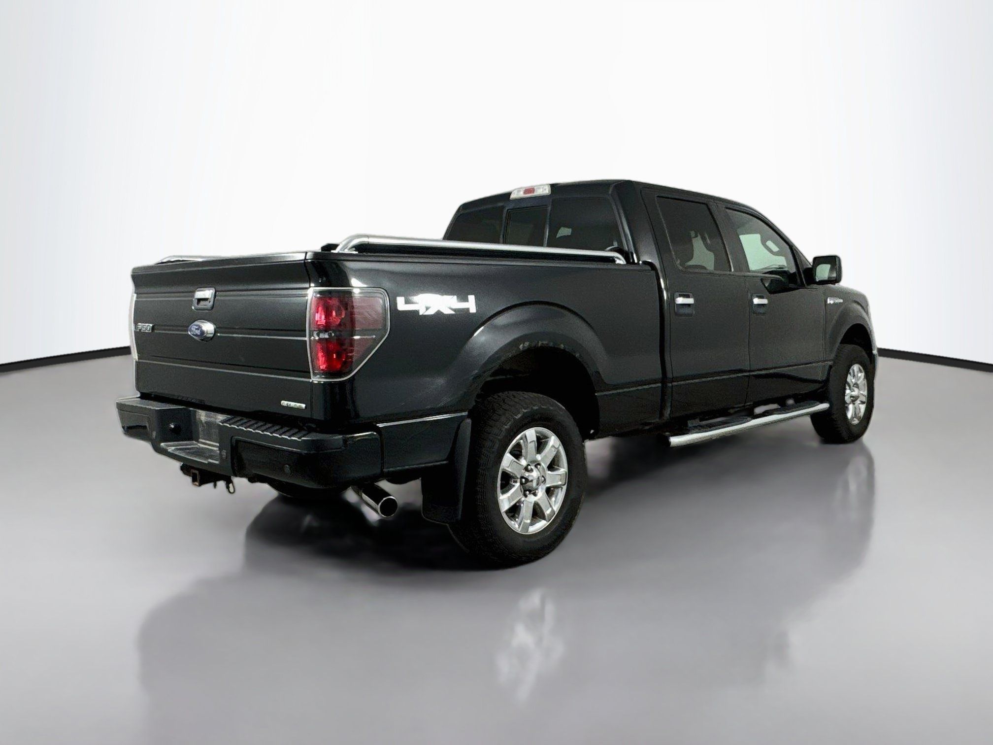 Used 2014 Ford F150 XLT w/ Equipment Group 302A Luxury AWD/4WD image 7