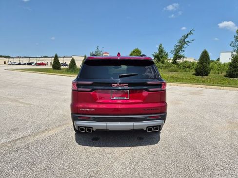 Used 2024 GMC Acadia Elevation FWD image 7