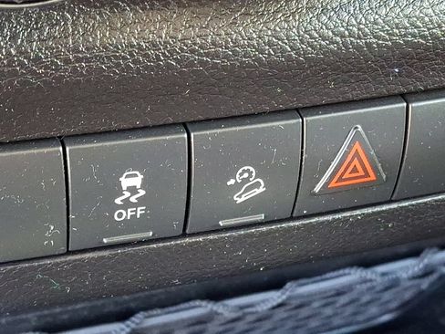 Used 2013 Jeep Wrangler Sahara w/ Connectivity Group AWD/4WD image 24
