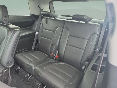 Used 2018 GMC Acadia SLT FWD image 30