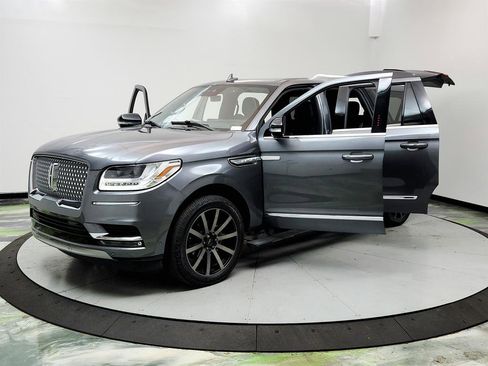 Used 2021 Lincoln Navigator L Reserve w/ Luxury Package image 9