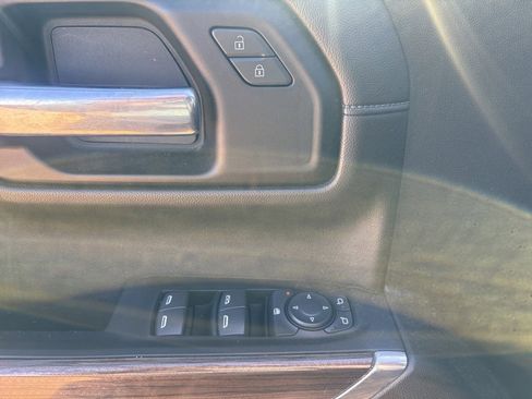 Used 2022 Chevrolet Silverado 1500 LT Trail Boss w/ Safety Package image 12