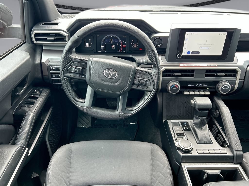Used 2025 Toyota Tacoma SR5 AWD/4WD image 32