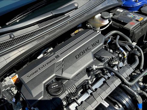 Certified 2025 Hyundai Elantra SEL FWD image 30