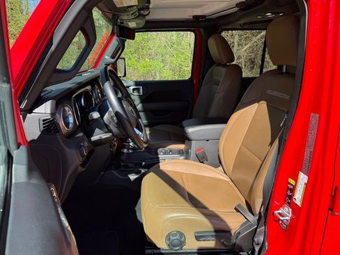 Used 2022 Jeep Gladiator Rubicon w/ LED Lighting Group image 13