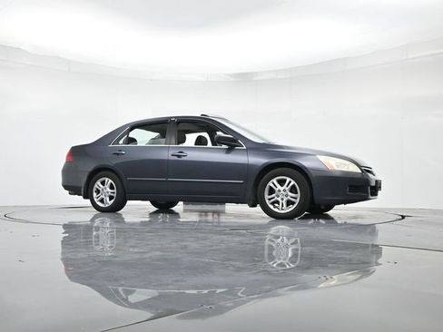 Used 2007 Honda Accord EX image 30