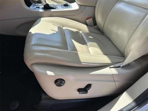 Used 2021 Jeep Grand Cherokee Limited image 27