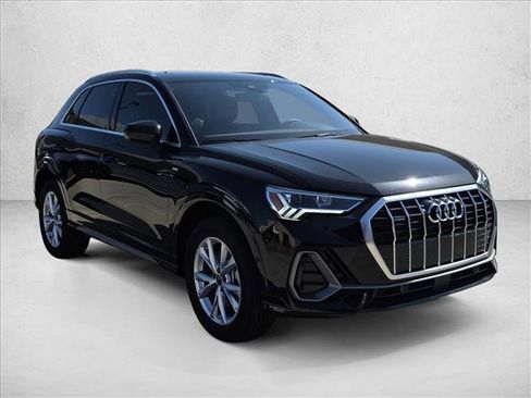 New 2025 Audi Q3 2.0T Premium w/ Convenience Package image 3