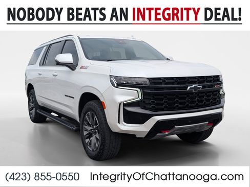 Used 2024 Chevrolet Suburban Z71 w/ Luxury Package AWD/4WD image 1
