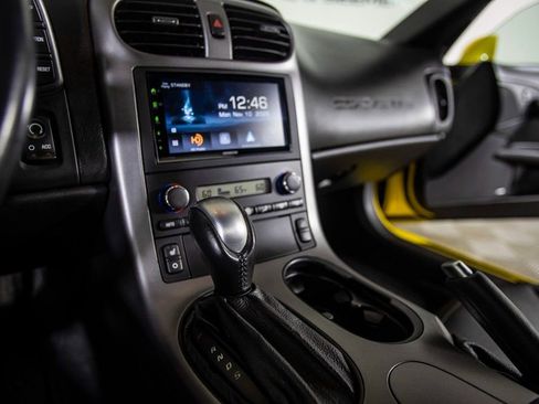 Used 2006 Chevrolet Corvette Convertible w/ Preferred Equipment Group image 27