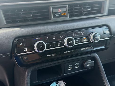 Used 2023 Honda Pilot EX-L image 14