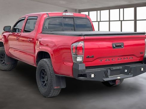 Used 2020 Toyota Tacoma SR AWD/4WD image 4
