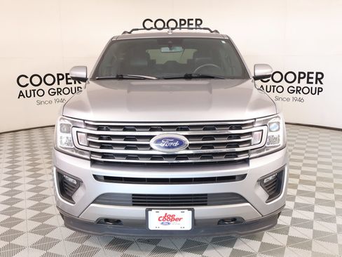 Used 2020 Ford Expedition XLT w/ Equipment Group 202A AWD/4WD image 10