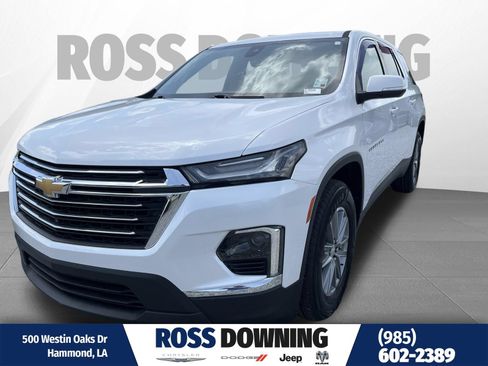Used 2023 Chevrolet Traverse LT FWD image 1
