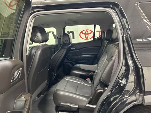 Used 2023 GMC Acadia SLT w/ Technology Package image 20