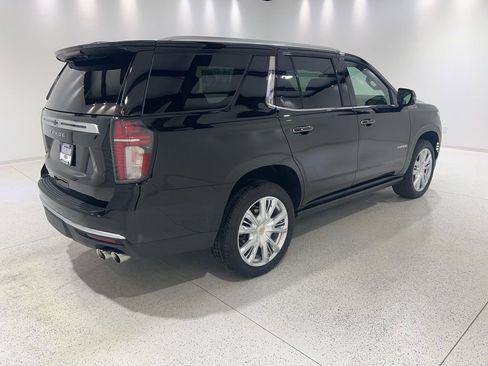 Used 2023 Chevrolet Tahoe High Country AWD/4WD image 5
