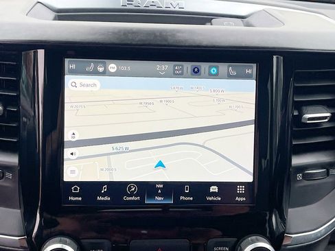 Used 2024 RAM 1500 Big Horn image 13