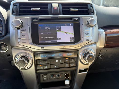 Used 2016 Toyota 4Runner Limited image 16