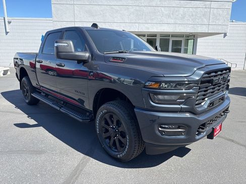 New 2025 RAM 2500 Big Horn image 3