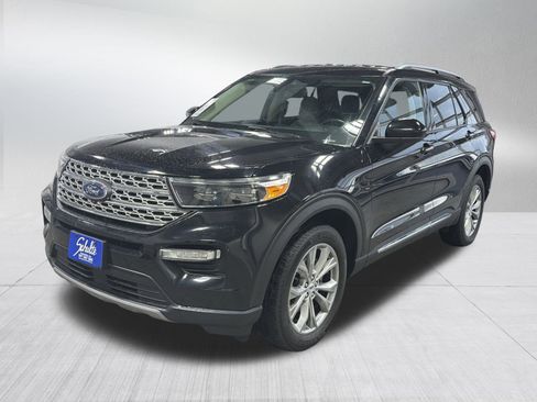Used 2023 Ford Explorer Limited image 3