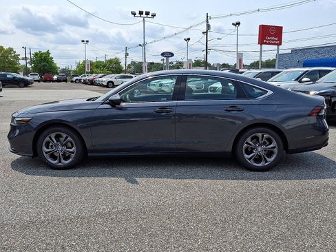 Used 2023 Honda Accord EX image 6