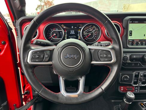 Used 2021 Jeep Wrangler Unlimited Rubicon image 9