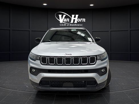 New 2026 Jeep Compass Latitude AWD/4WD image 2