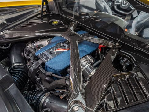 Used 2026 Chevrolet Corvette ZR1 w/ ZR1 Carbon Fiber Aero Package image 85