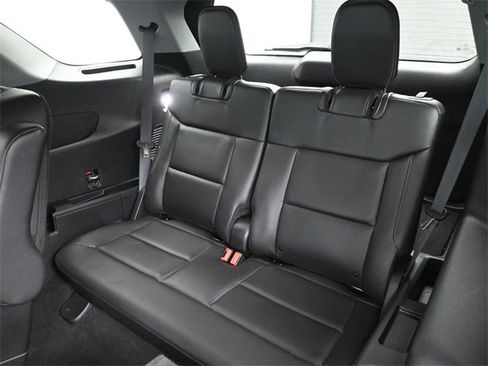 Used 2024 Ford Explorer XLT w/ Equipment Group 202A image 21