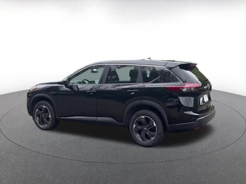 Used 2025 Nissan Rogue SV FWD image 10