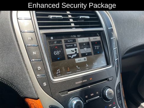 Used 2016 Lincoln MKX Reserve w/ Luxury Package AWD/4WD image 14