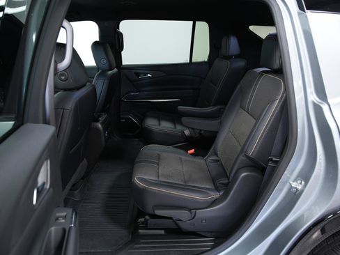 Used 2026 Chevrolet Traverse High Country w/ LPO, Floor Liner Package AWD/4WD image 28