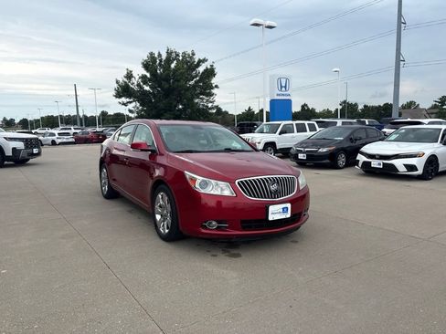 Used 2013 Buick LaCrosse Leather w/ Driver Confidence Package FWD image 3