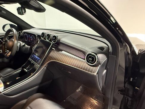 Used 2024 Mercedes-Benz GLC 300 4MATIC w/ AMG Line image 48