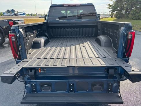New 2026 GMC Sierra 2500 Denali w/ Denali Reserve Package image 29