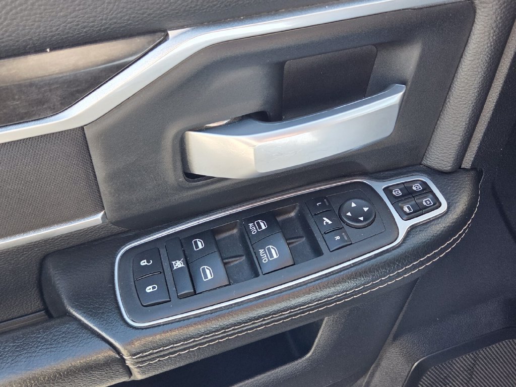 Used 2024 RAM 2500 Big Horn w/ Safety Group AWD/4WD image 31