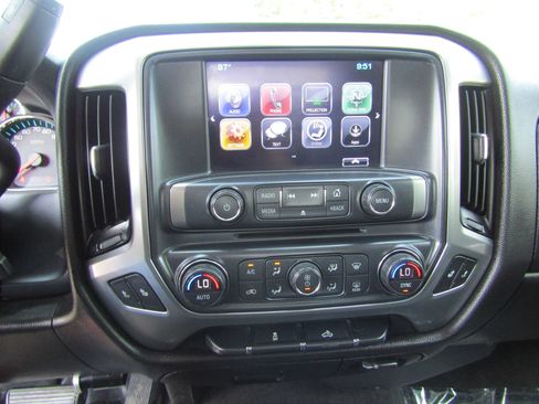 Used 2017 Chevrolet Silverado 1500 LT w/ All Star Edition AWD/4WD image 24